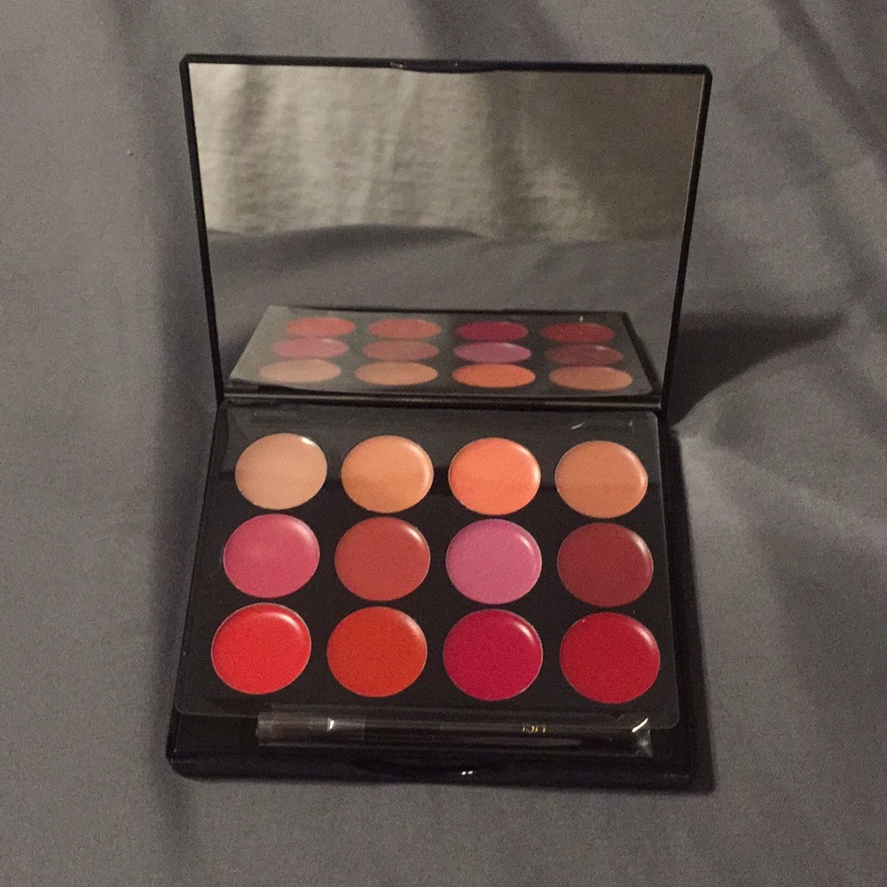 Lip Palette